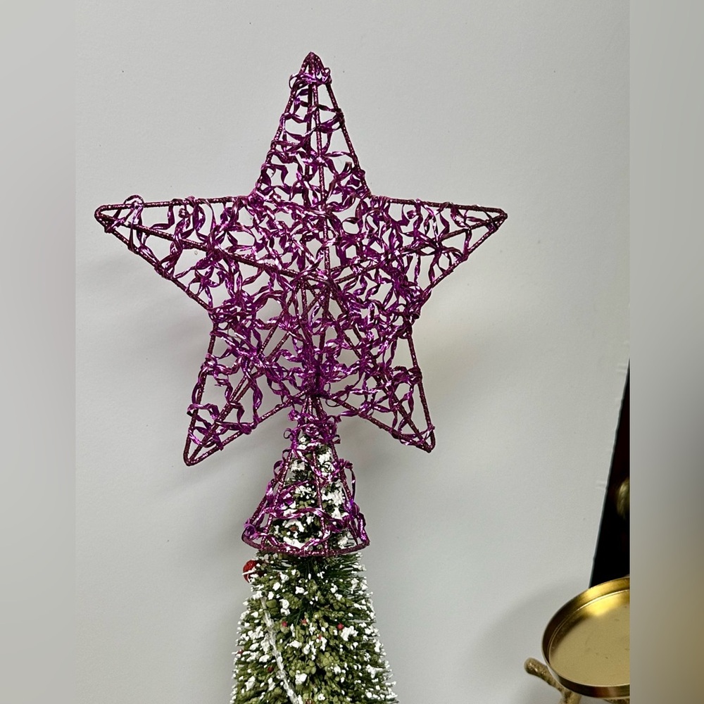 Christmas Tree Topper, 9” magenta Glittered Star